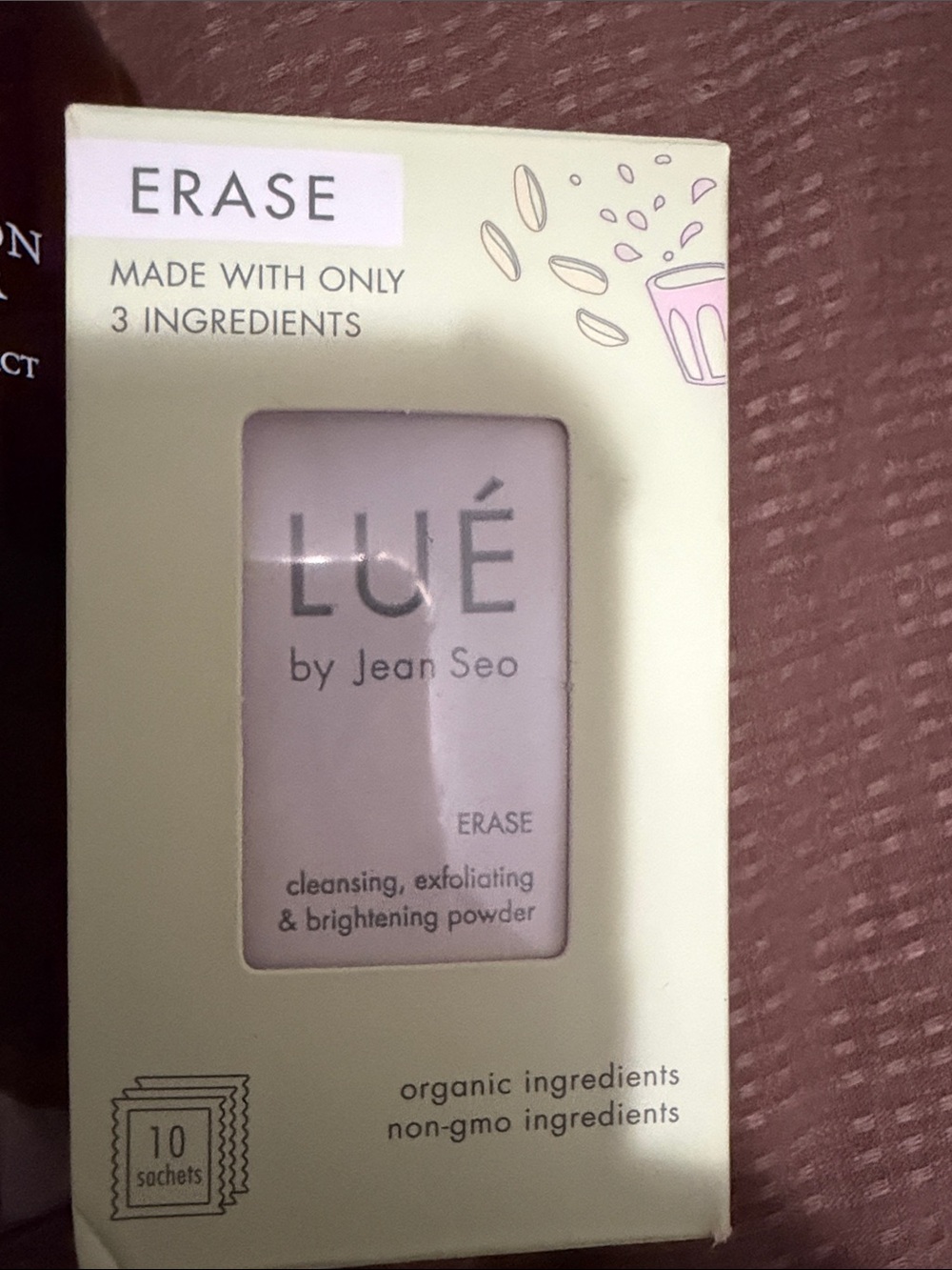 Skin products - Picture 4 of 10